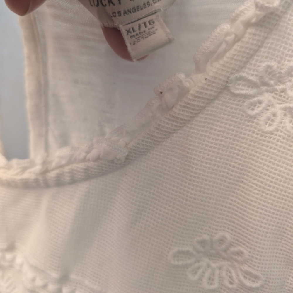 Lucky Brand white Flutter Sleeves - Picture 8 of 10